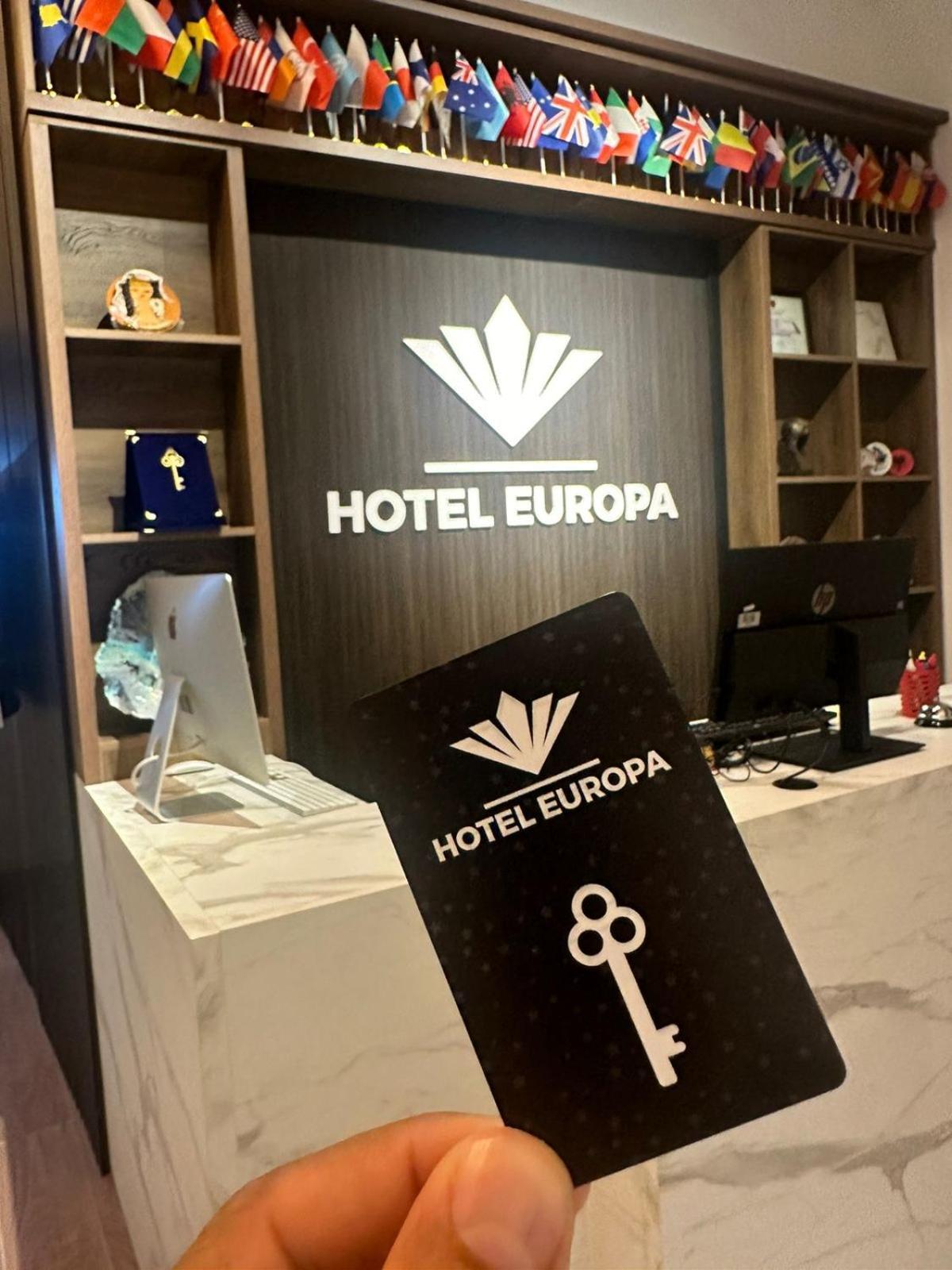 Hotel Europa Prishtina Pristina Exteriör bild