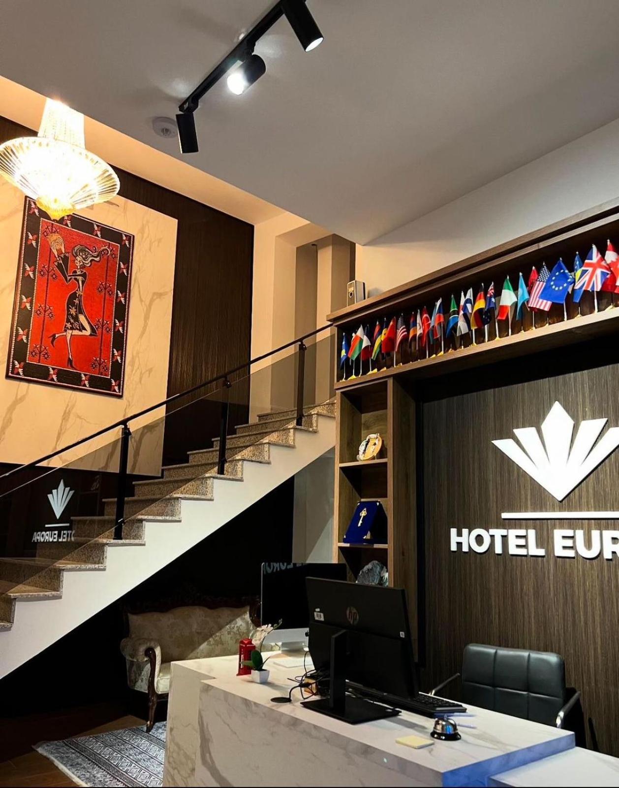 Hotel Europa Prishtina Pristina Exteriör bild
