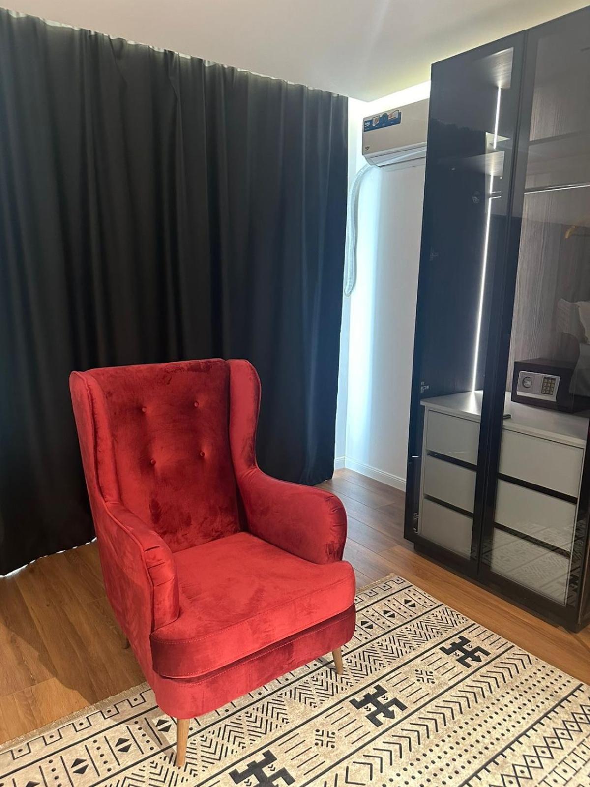Hotel Europa Prishtina Pristina Exteriör bild