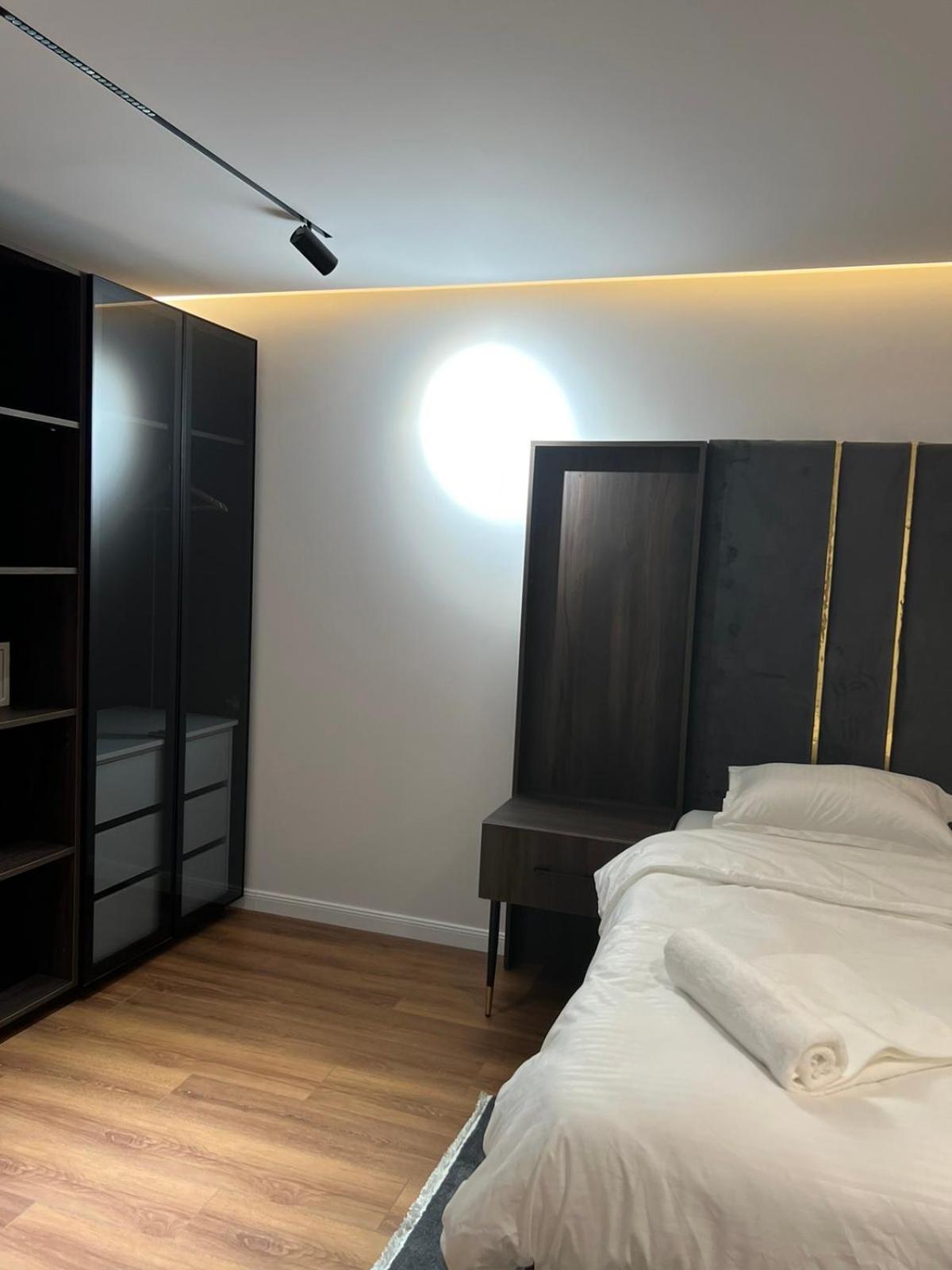 Hotel Europa Prishtina Pristina Exteriör bild